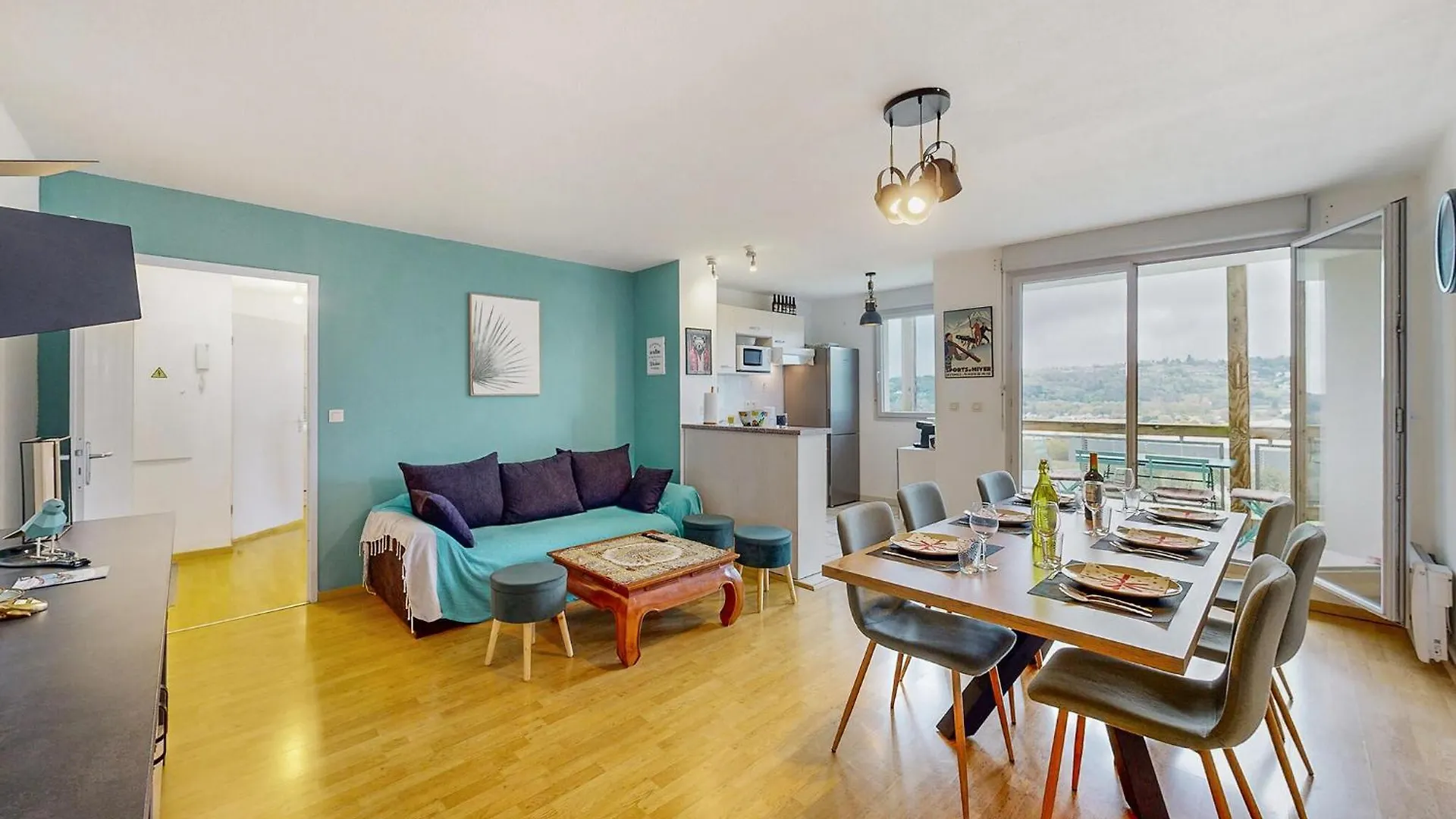 2 Bedroom Lovely Apartment In Bagneres-De-Bigorre